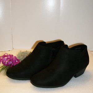 KAPTENE Sz 7 Black Microfiber Booties NWOT